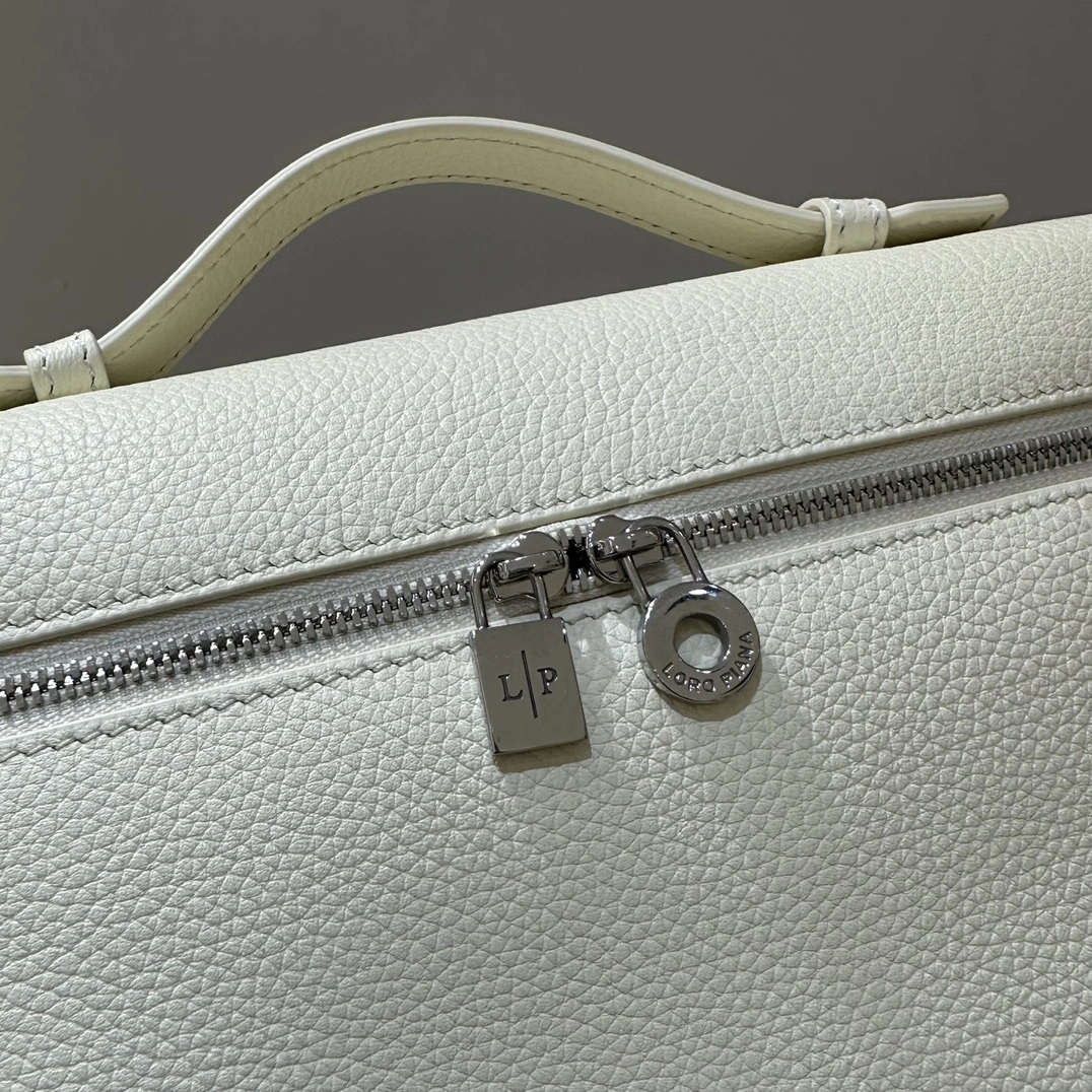 MOMO-- 8oro Pi191 FAN4041-108T L23.5 sheepskin item:E-B563H2909H